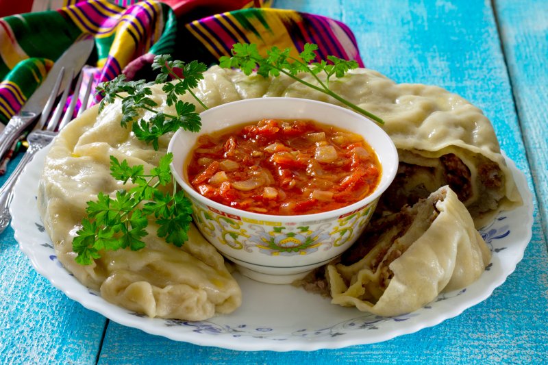 Узбекский ханум с острым соусом