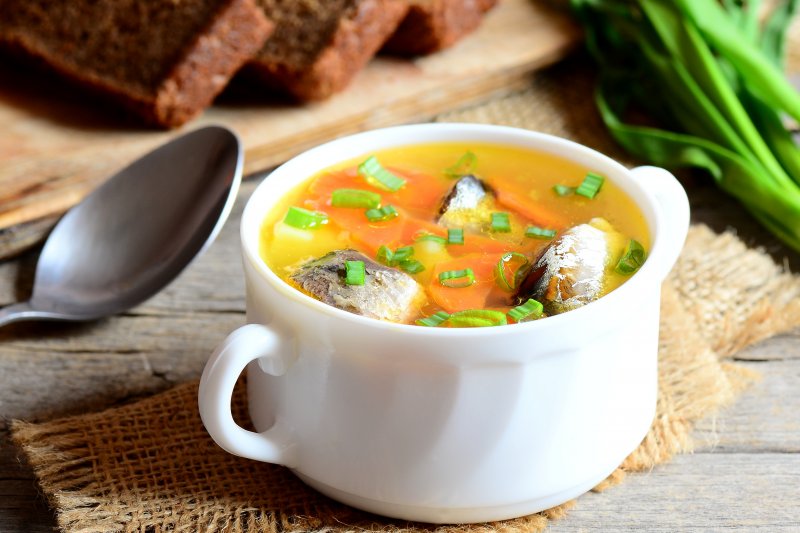 Рыбный суп из скумбрии – лёгкий, быстрый и вкусный!