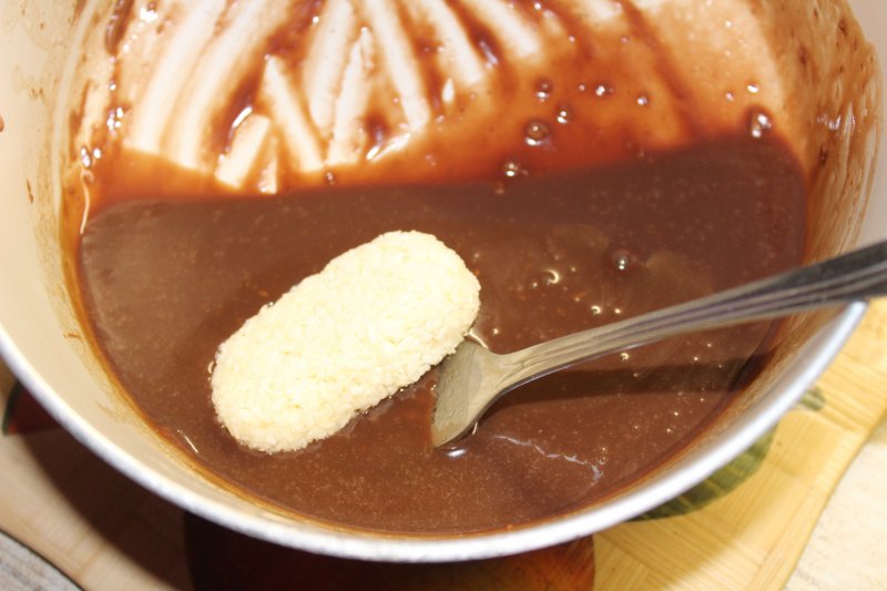 Кокосовые батончики "Баунти" в горьком шоколаде: пошаговый фото рецепт