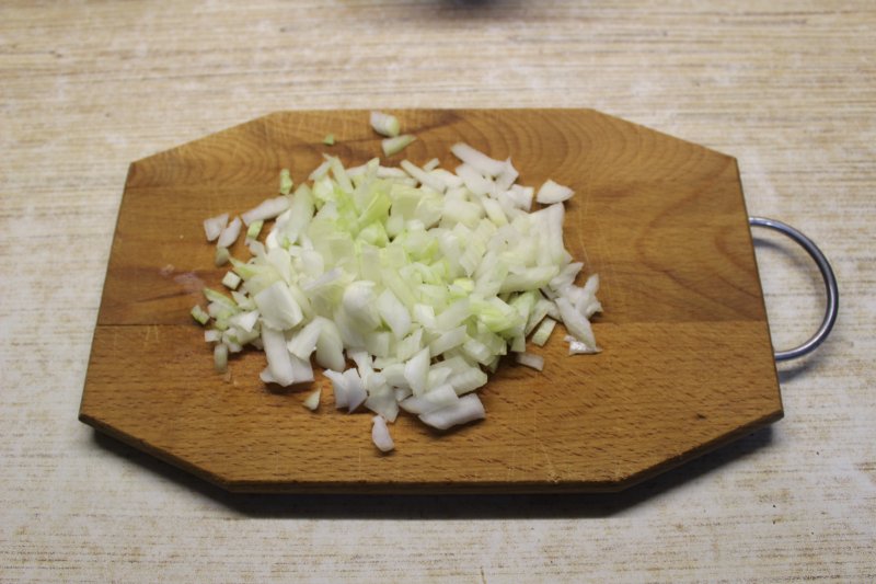 Бабушкин капустный пирог из дрожжевого теста: пошаговый фото рецепт