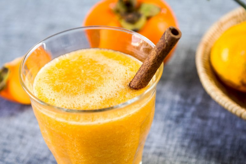 Рецепт приготовления смузи из апельсина и хурмы