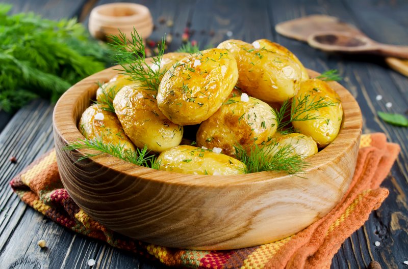 Картофель в рукаве к праздничному столу