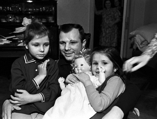 «Я горю, прощайте, товарищи!» Великая жизнь и тайна смерти Юрия Гагарина