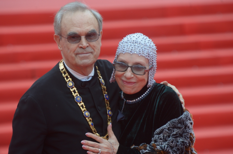 Инну Чурикову и её мужа обокрали в Испании в канун Нового года
