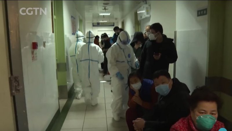 От героизма до истерики. Китайские медики в борьбе с коронавирусом