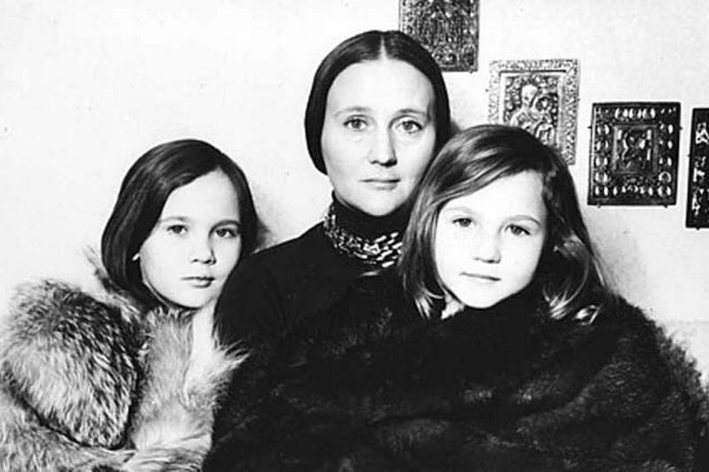 Как умерла Микаэла Дроздовская, актриса из фильмов «Мимино» и «Добровольцы»
