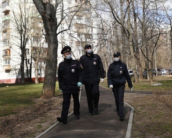 Штрафы в Москве за нарушение самоизоляции: как их выписывают полиция и ГИБДД