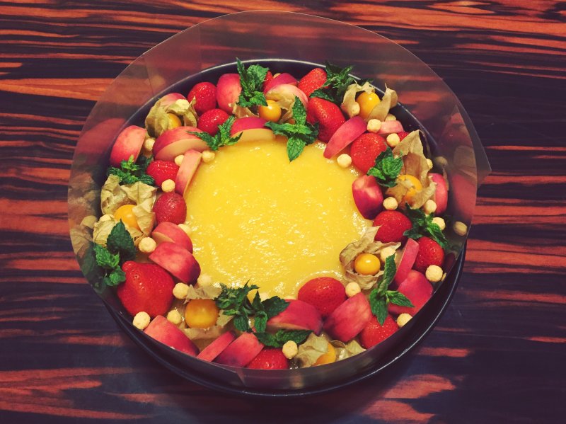 Легкий чизкейк с персиковым желе и фруктами: пошаговый фото-рецепт