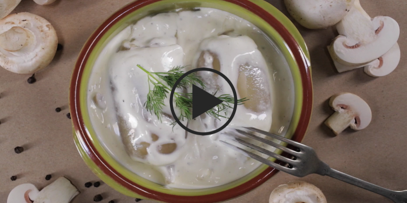 Фаршированные кальмары в сметане: видео-рецепт