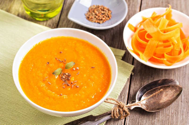 Морковный суп с медом и имбирем