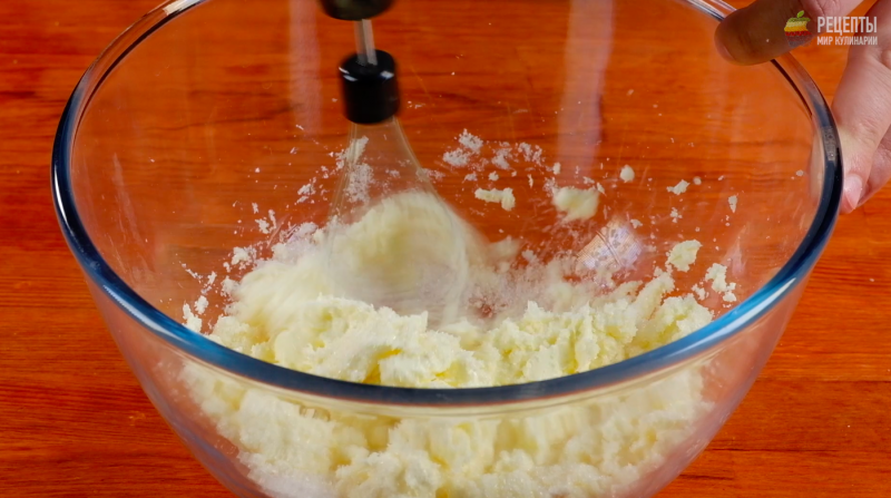 Финиковый пудинг со сливочной карамелью: видео-рецепт