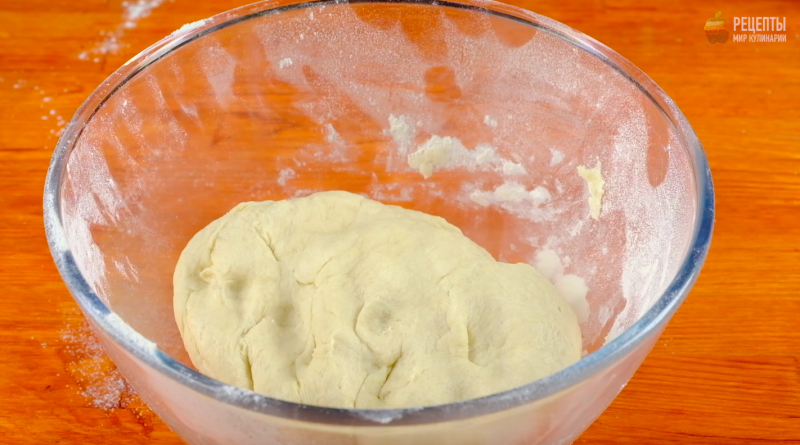 Быстрые пирожки на кефире с мясной начинкой: видео-рецепт