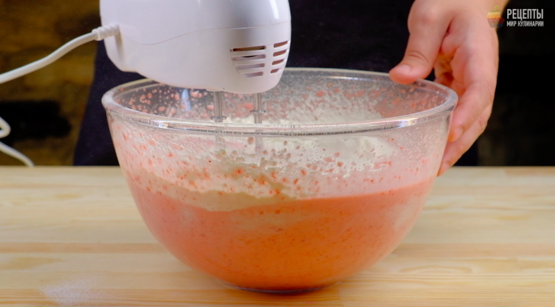 Сочный ягодник на скорую руку: видео-рецепты