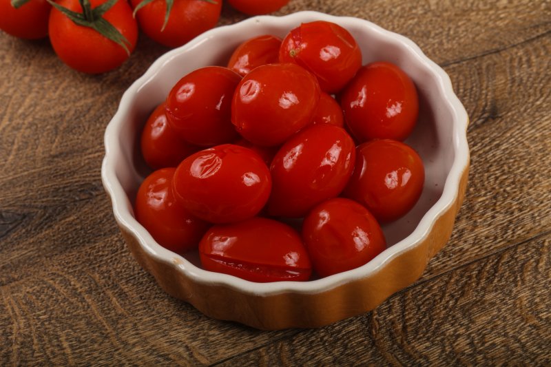 Маринованые помидоры черри