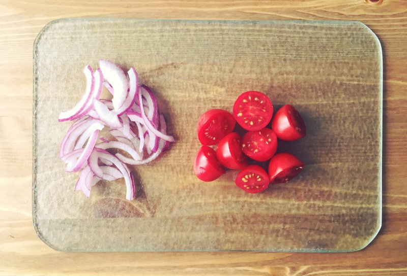 Самый вкусный салат с тунцом: пошаговый фото-рецепт