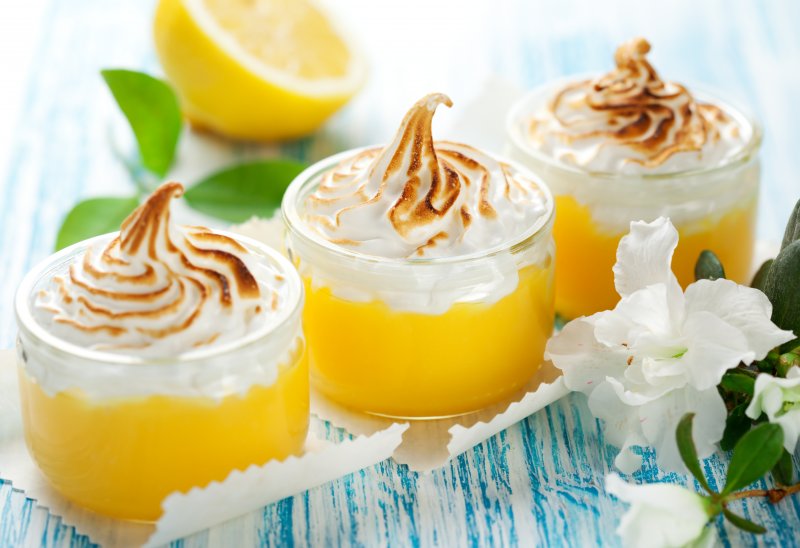 Лимонный курд с меренгой - превосходный десерт!