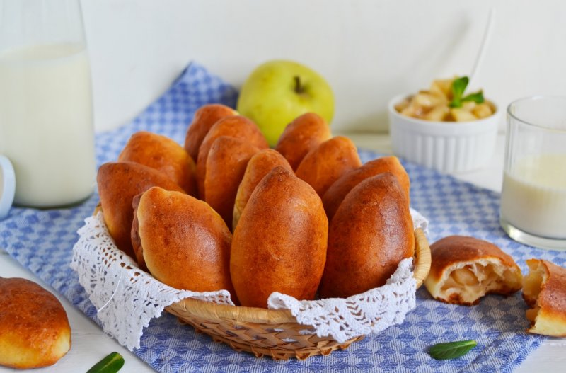 Вкуснейшие пирожки с яблоками