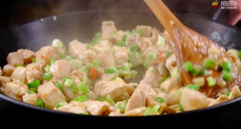 Видео-рецепт: Курица “Кунг Пао”