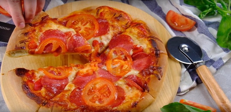 Видео-рецепт: Тонкая пицца