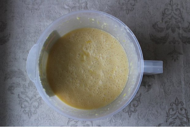 Пошаговый фото-рецепт: Ленивый лимонный пирог
