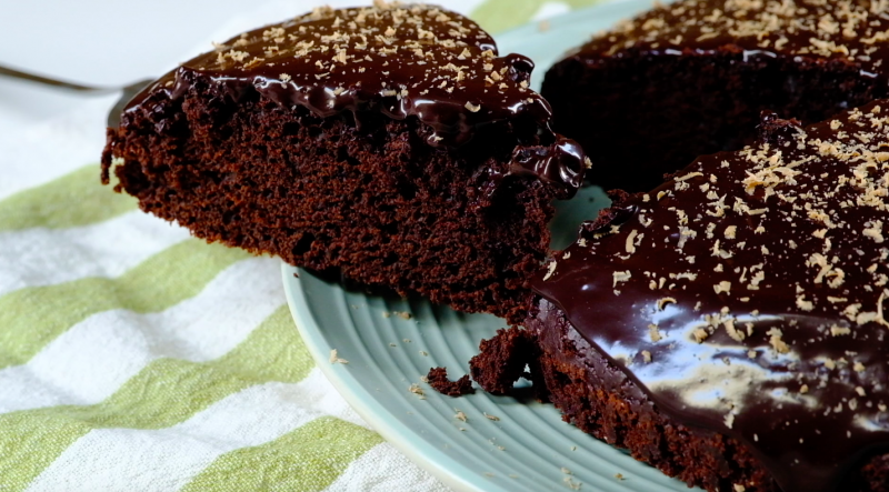 Видео-рецепт: Шоколадный пирог по-мексикански