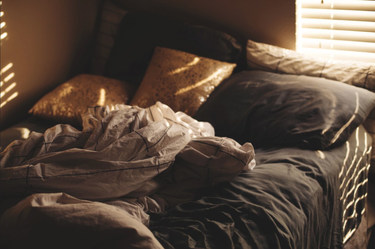 Сон эстетика. Уютная кровать. Теплая уютная кровать. Теплая постель. Кровать постель.