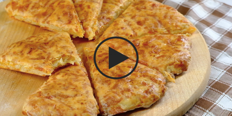 Видео-рецепт: Быстрые сырные лепешки
