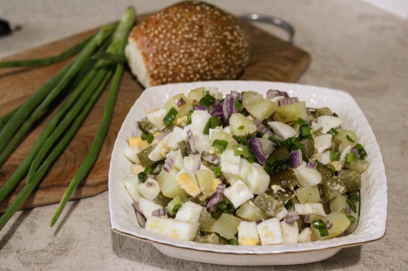 Пошаговый фото-рецепт: Сочный картофельный салат