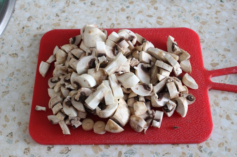 Курочка с грибами в горчично-сливочном соусе: пошаговый фото рецепт