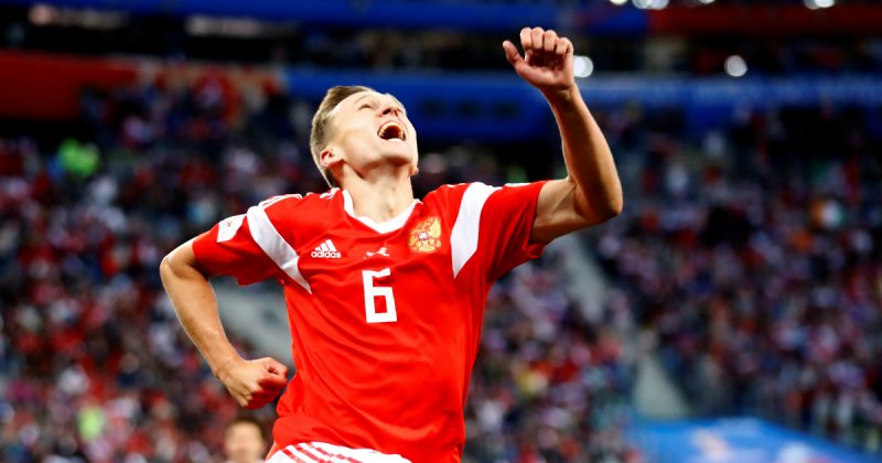 Россия обыграла Египет и впервые в истории вышла в плей-офф ЧМ по футболу