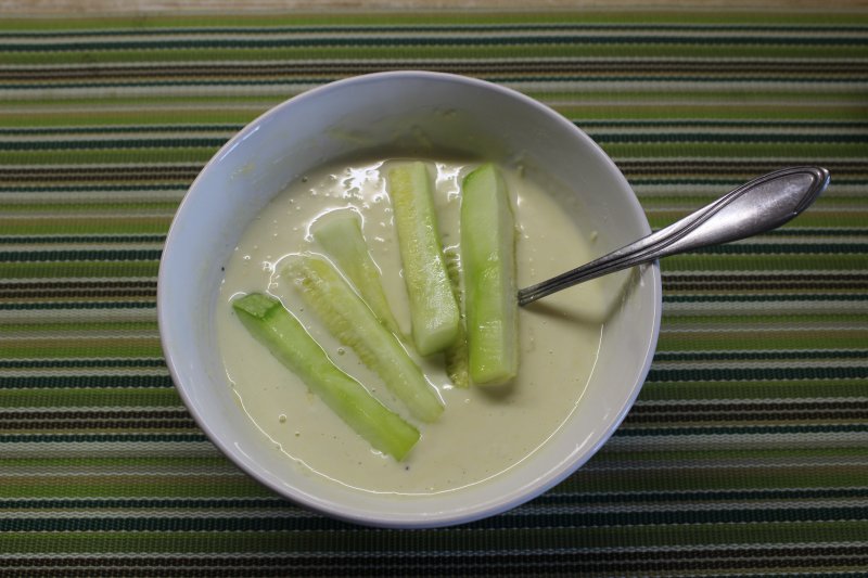 Легкие закусочные кабачки в йогуртовом кляре: пошаговый фото-рецепт