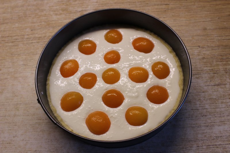 Открытый пирог с творожной начинкой и фруктами: пошаговый фото рецепт