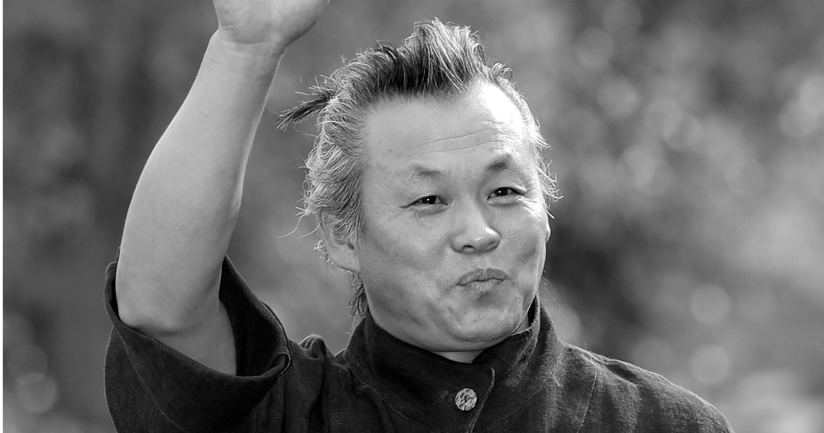 Корейский кинорежиссер Ким Ки Дук умер в Латвии из-за коронавируса