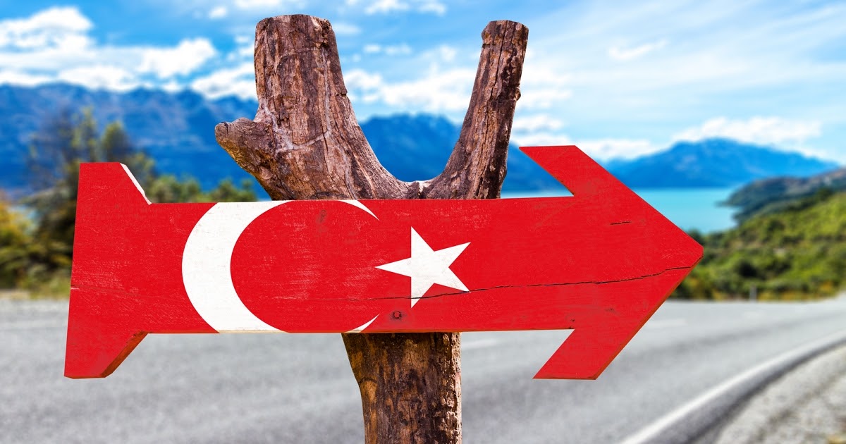 Россия запретила рейсы в Турцию: что дальше и как быть туристам?