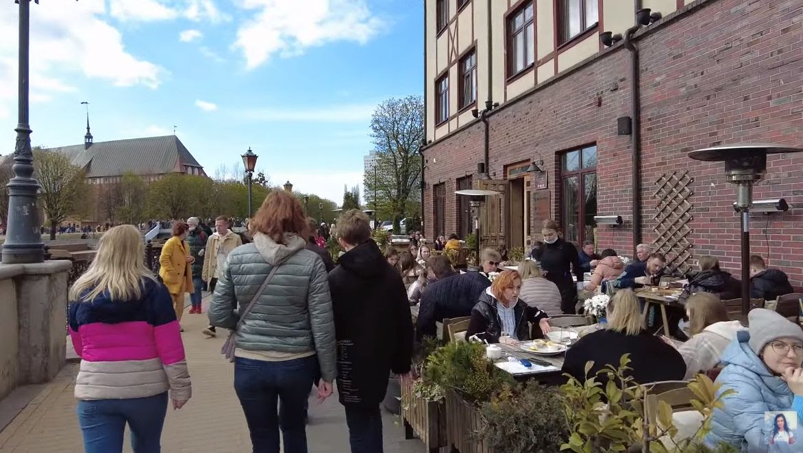 «Это что-то из ряда вон». Туристы – о толпах и ценах в России на майские