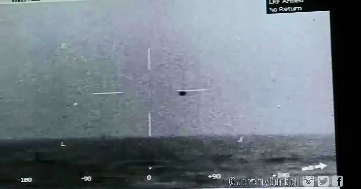 Пентагон подтвердил подлинность видео с НЛО в небе над Сан-Диего