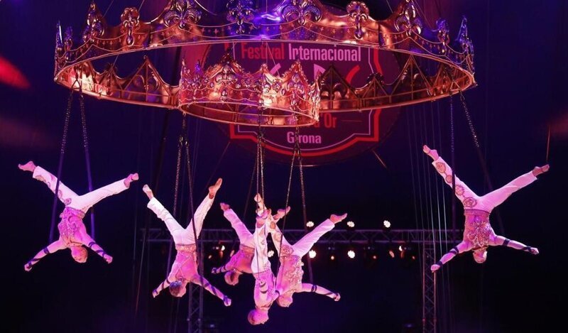 Артисты Росгосцирка открывают фестиваль циркового искусства в Испании