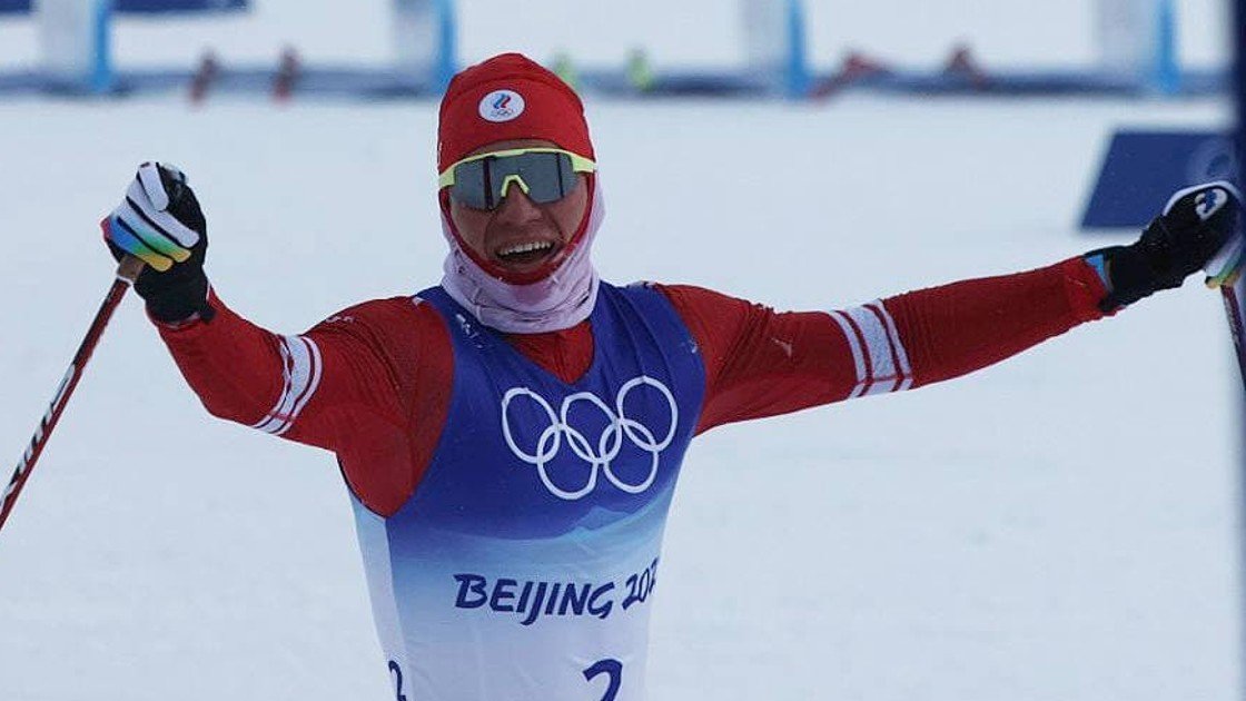 Большунов выиграл третье золото Олимпиады